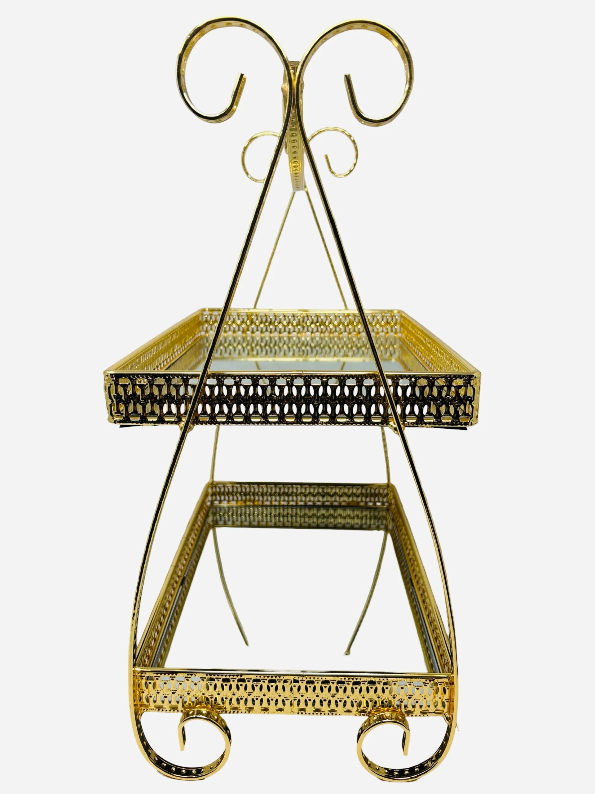 Golden Stand - Image 2