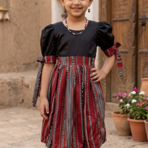 Traditional Yemeni costume for children